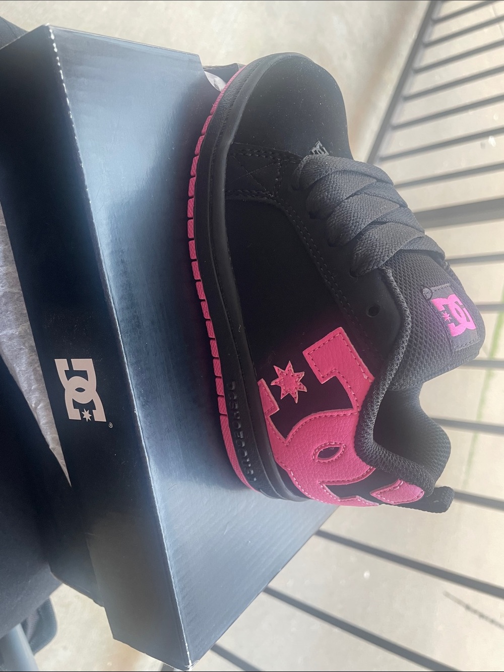 DC Kids Black & Hot Pink